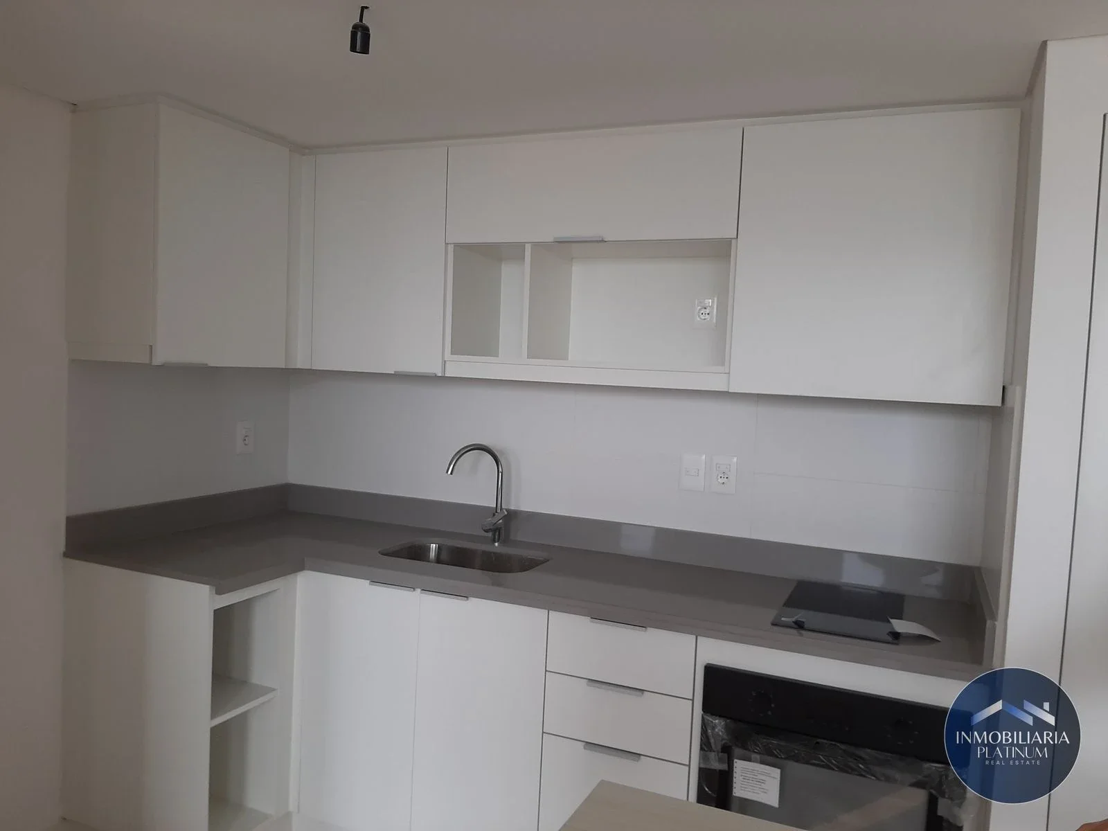 Apartamento en alquiler en Malvin - Imagen 3