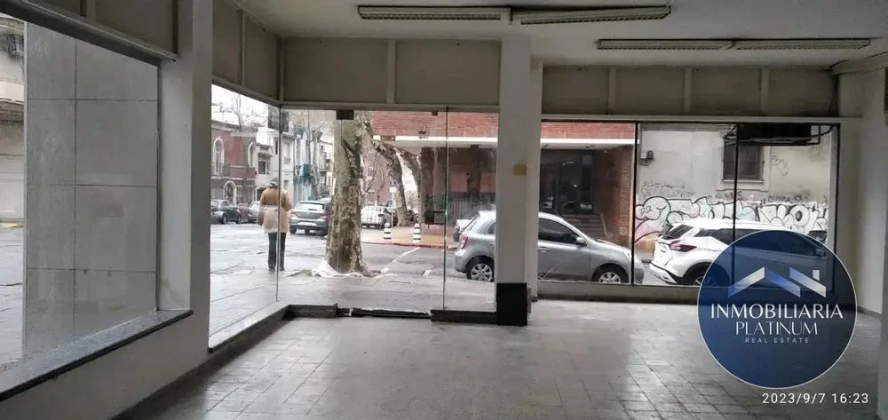 Local Comercial en alquiler ubicado en Centro - Imagen 2