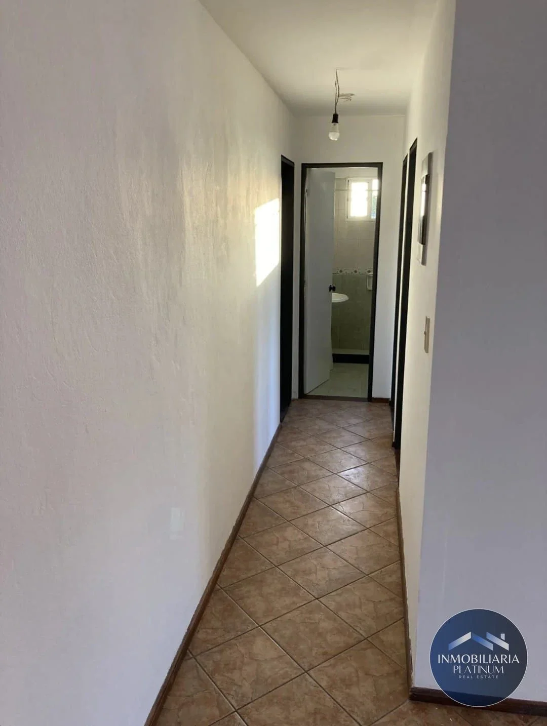 Apartamento en venta c/ cochera en Malvin Norte - Imagen 4