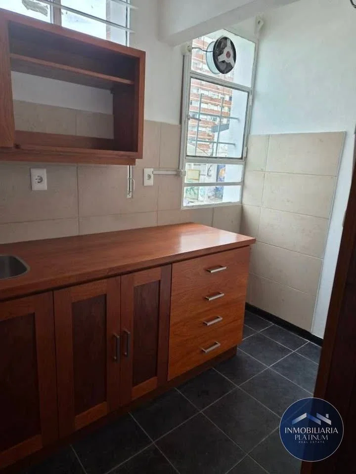 Apartamento en alquiler con 2 dormitorios en Jacinto Vera - Imagen 2