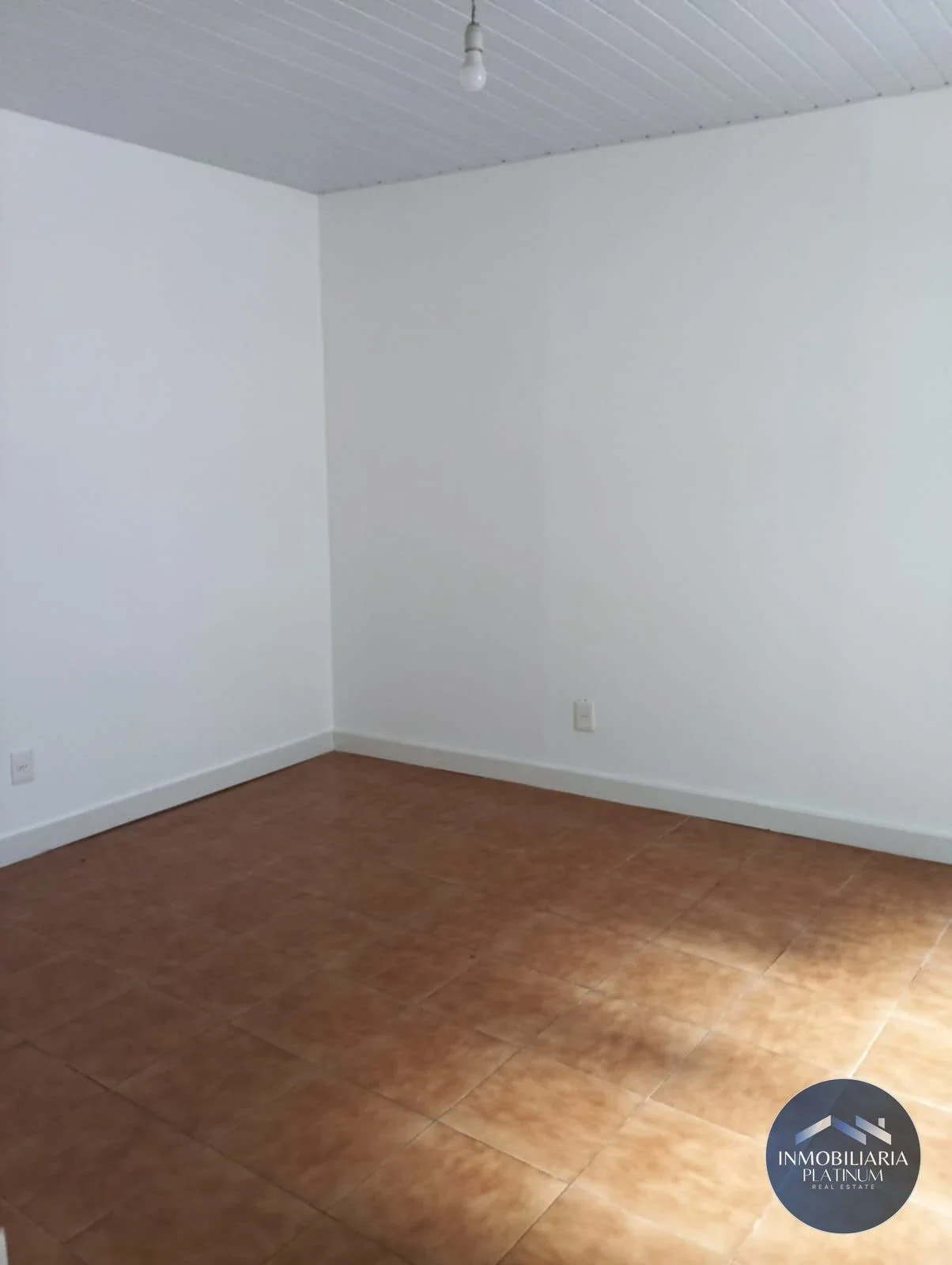 Apartamento en alquiler en La Comercial - Imagen 4