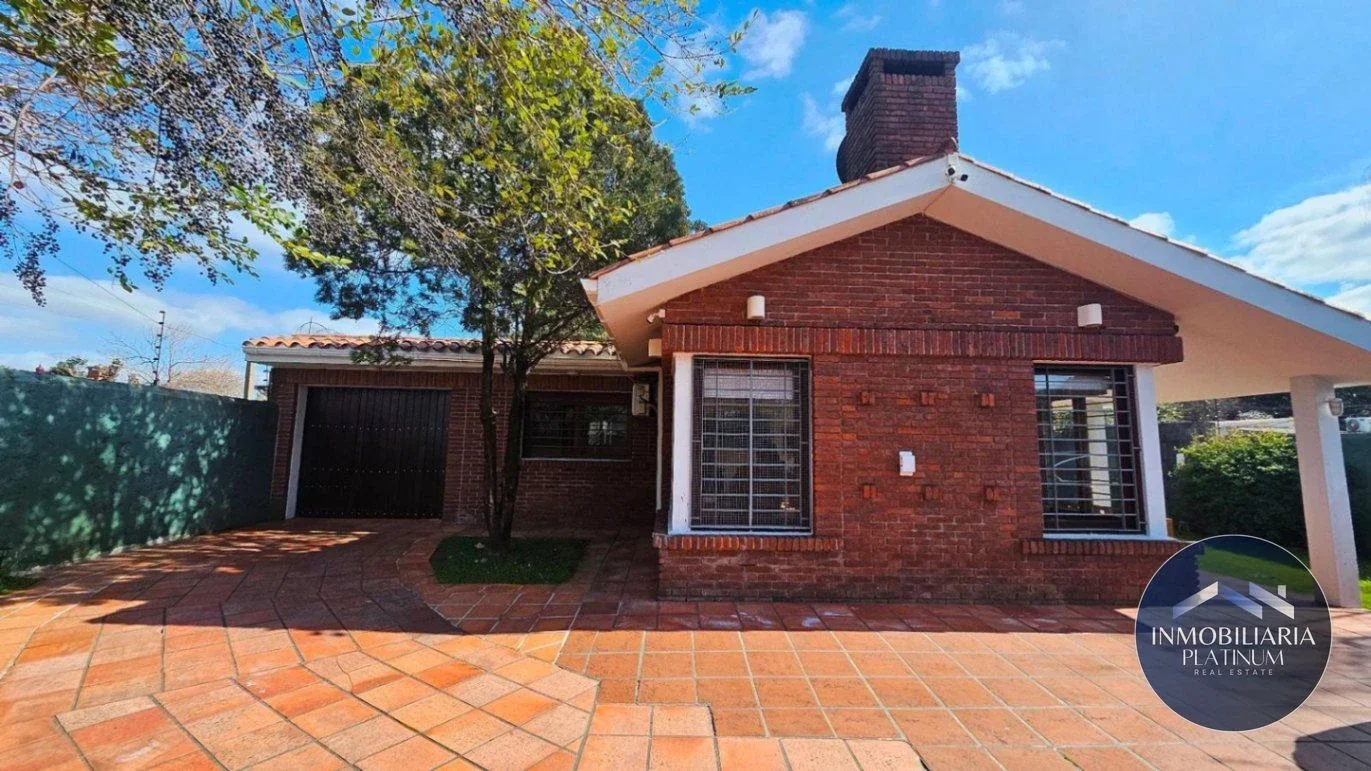 Casa en venta c/ cochera en Colón - Imagen 5