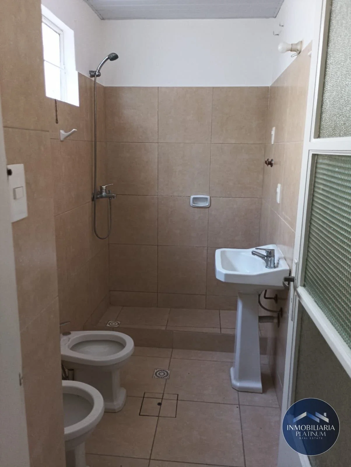 Apartamento en alquiler en La Comercial - Imagen 5