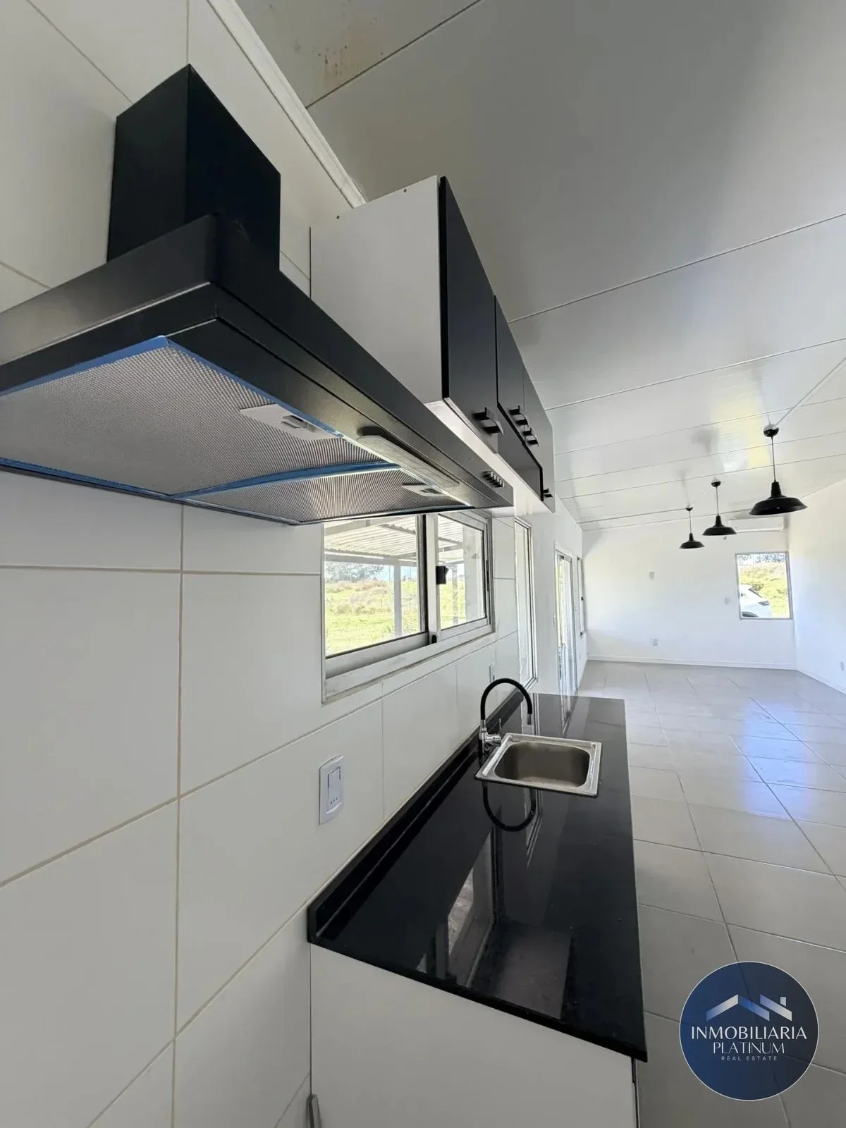 Casa en alquiler c/ cochera en Neptunia - Imagen 4