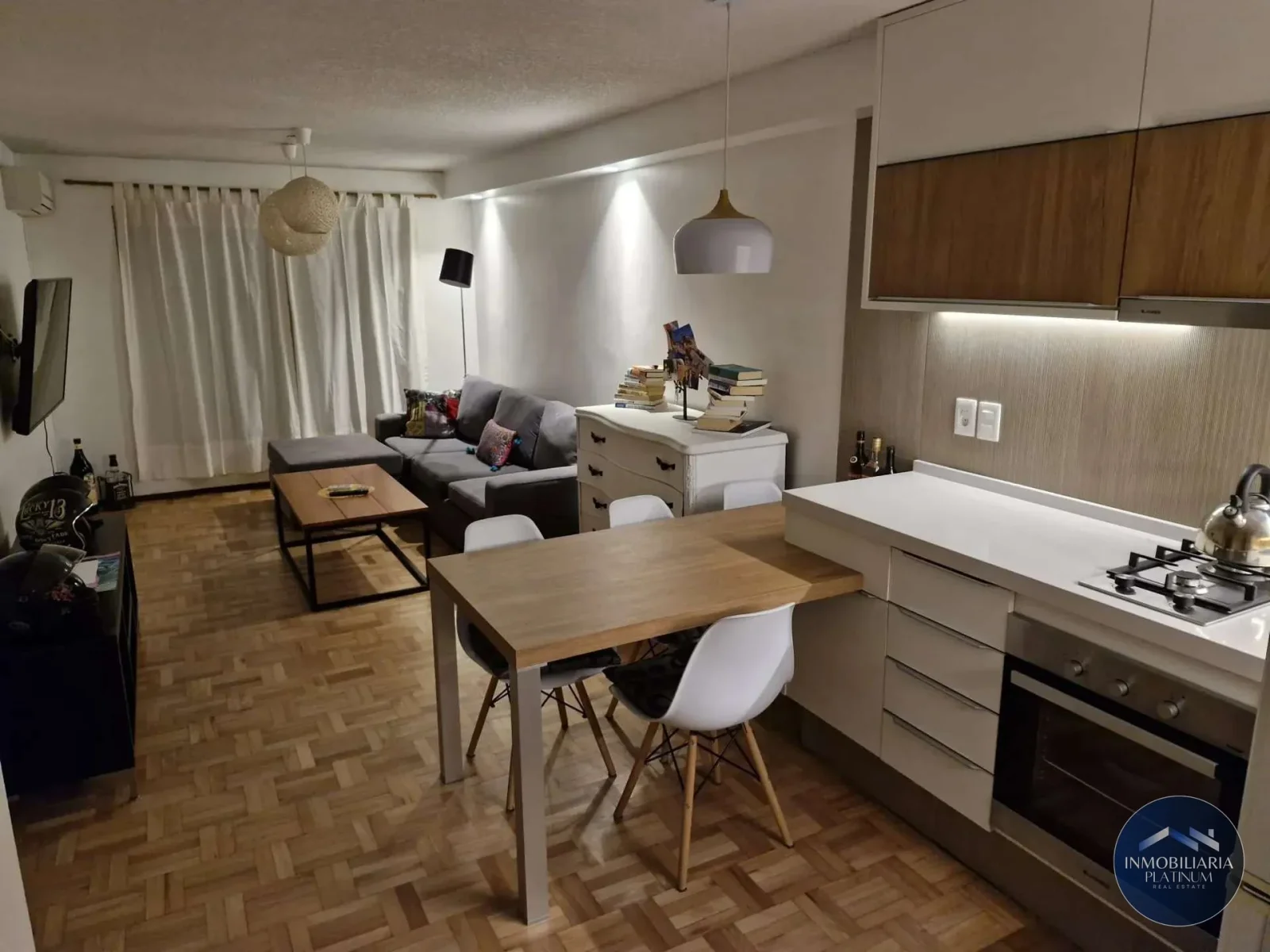 Apartamento en alquiler 2D c/ cochera en Pocitos - Imagen 4