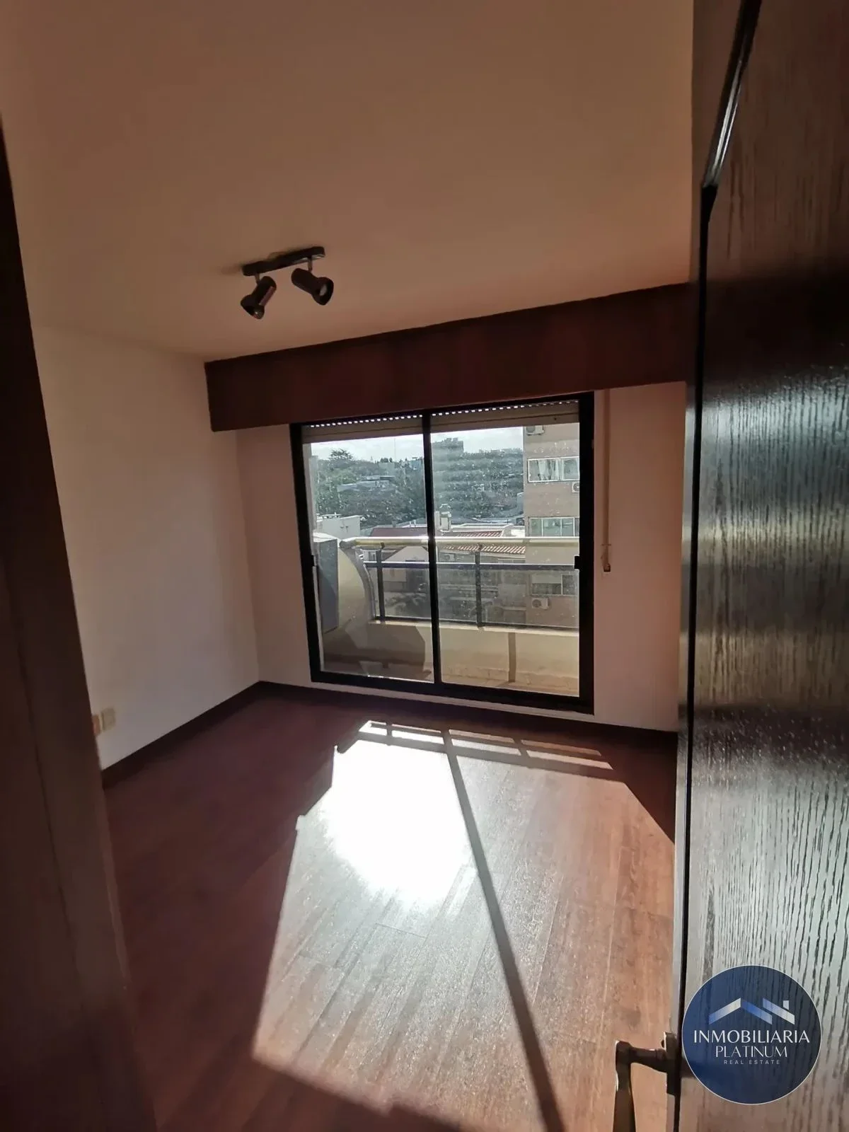 Apartamento en alquiler en Malvin - Imagen 4
