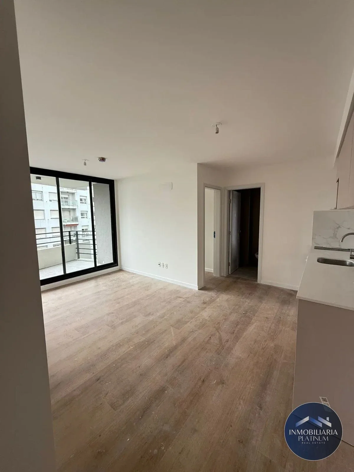 Apartamento en Venta de 1 Dormitorio en Cordón - Imagen 2