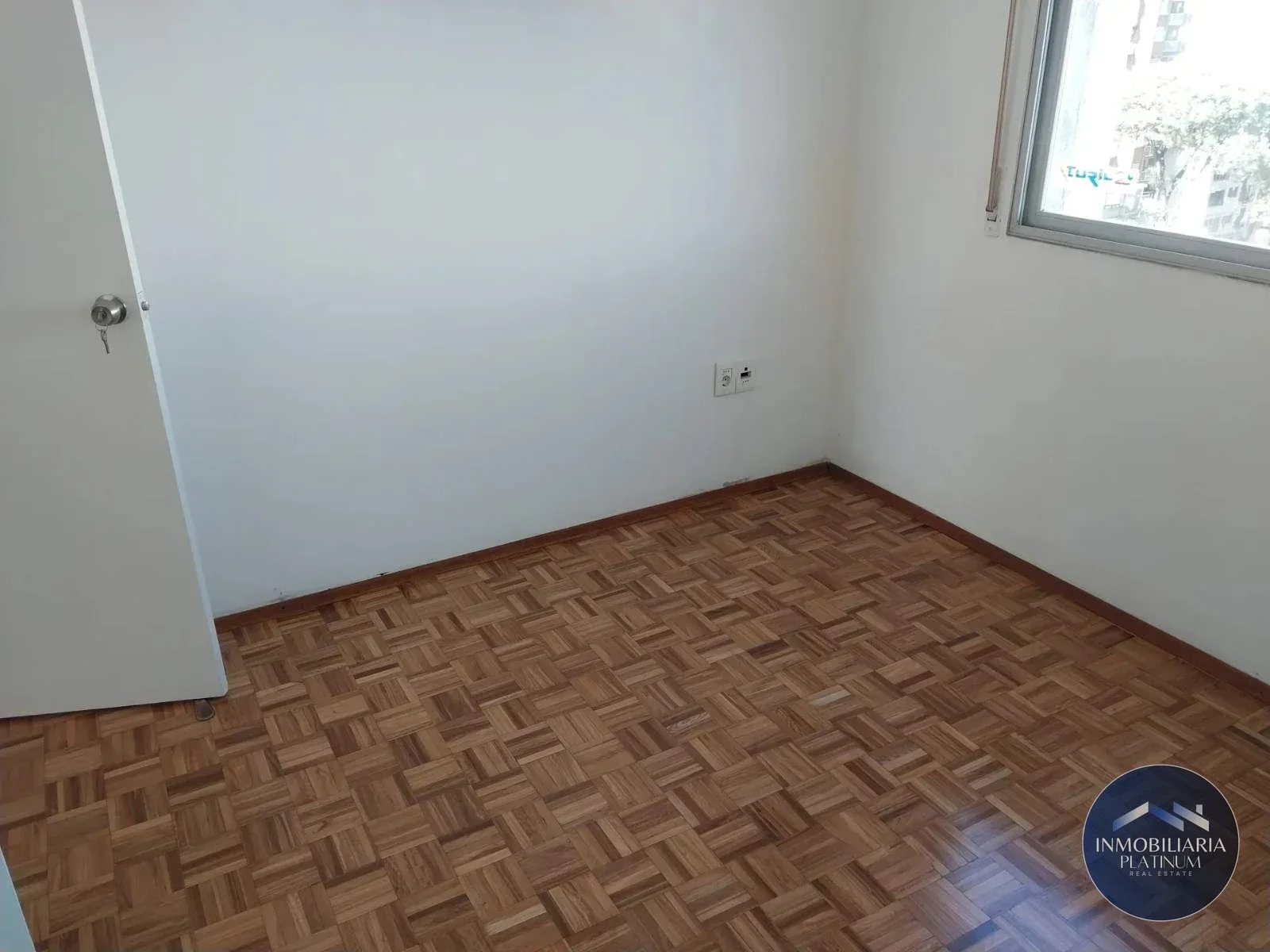 Apartamento en alquiler c/ cochera en Pocitos - Imagen 3