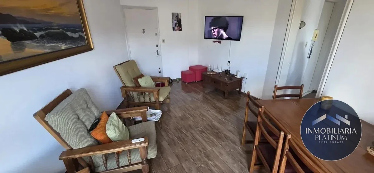 Apartamento 2 Dormitorios en Prado | Esquina, 2 Balcones y Muy Luminoso - Imagen 3