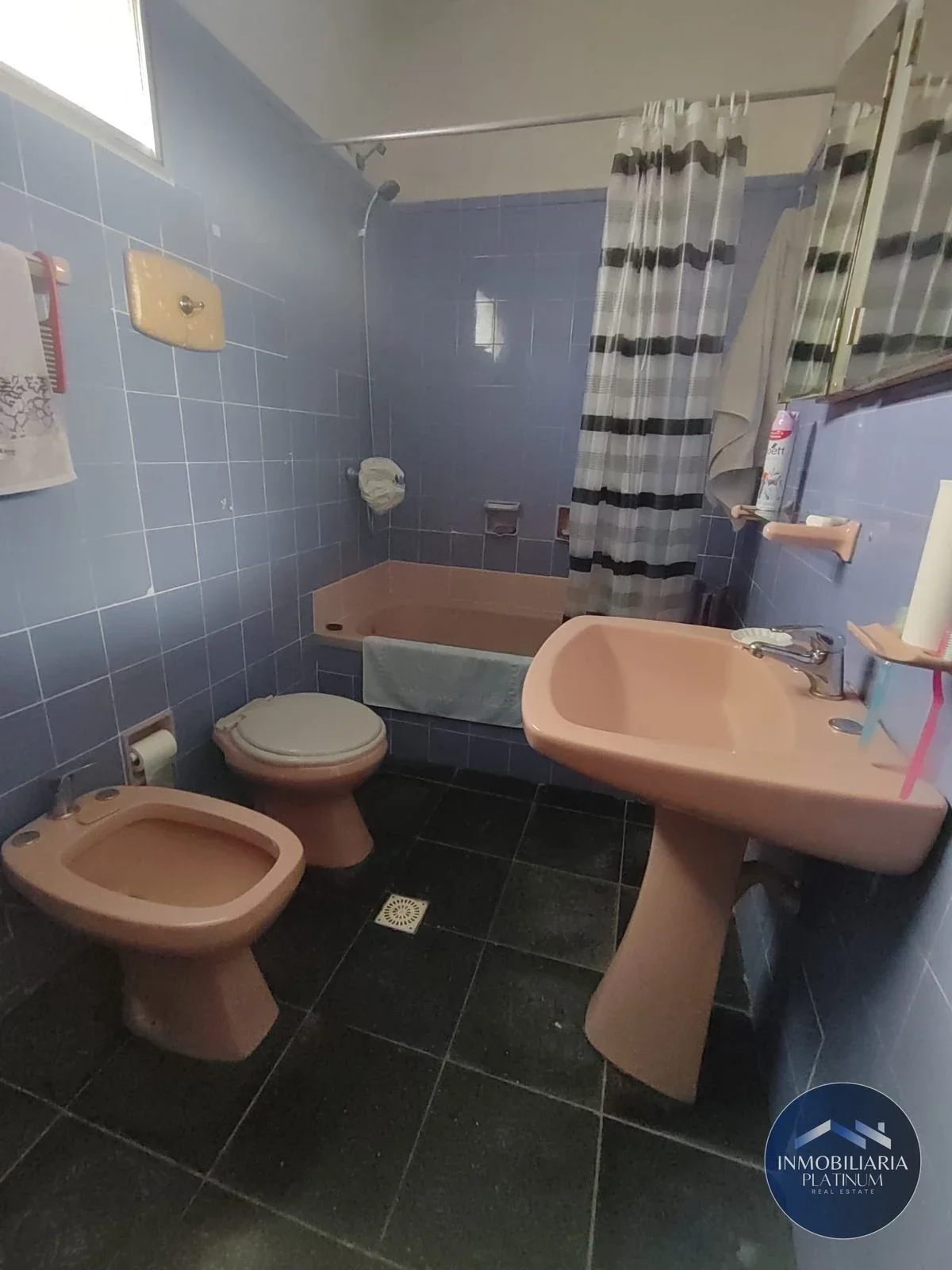 Venta de apartamento de 4 dormitorios y 2 baños en Unión - Imagen 3