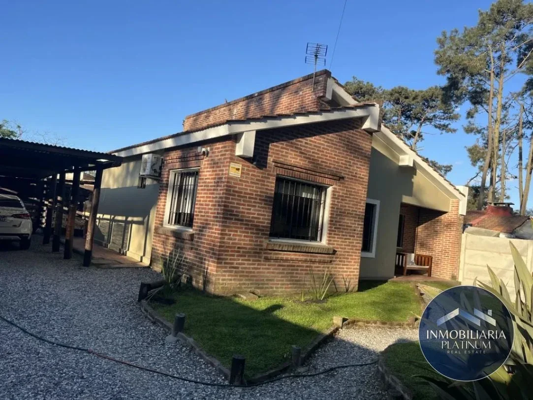 Casa en venta c/ cochera en El Pinar - Imagen 2