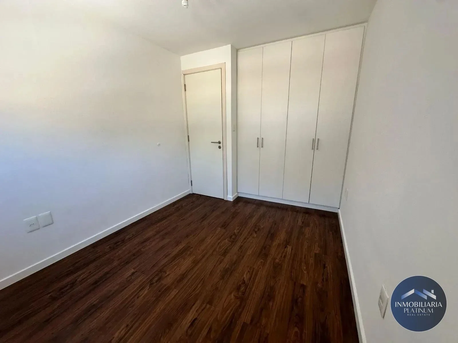 Alquiler Apartamento 2 dormitorios y balcón en Cordón Sur - Imagen 2
