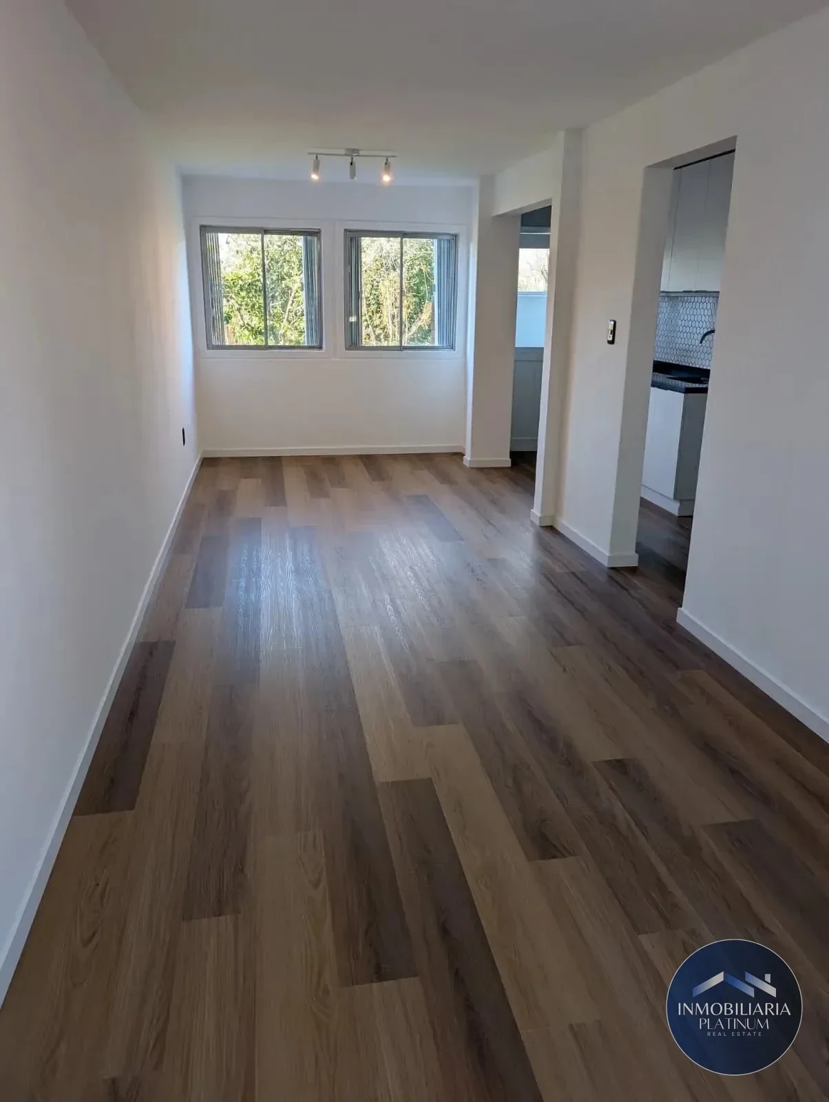 Apartamento en alquiler c/ cochera en Ituzaingó - Imagen 2
