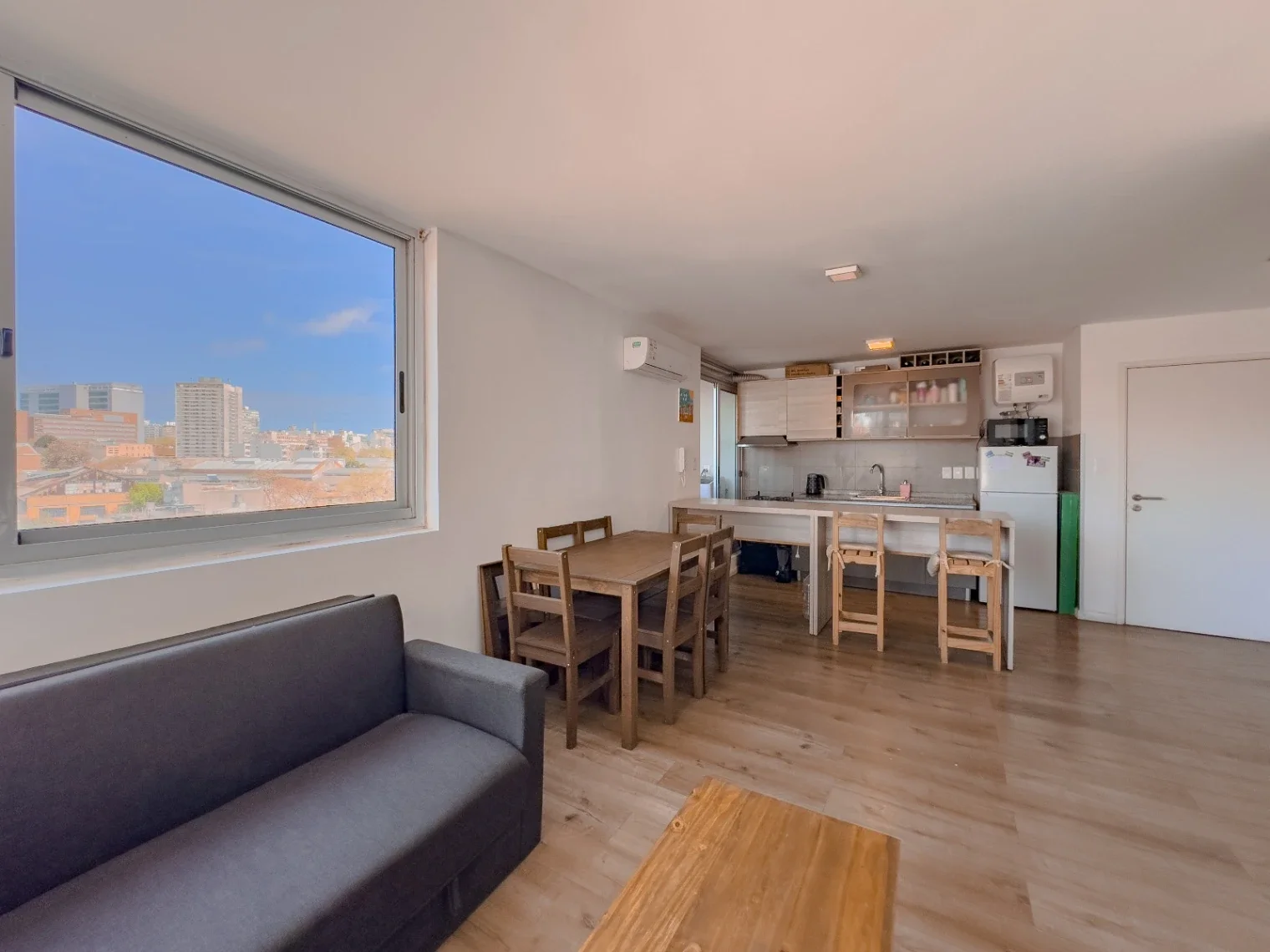 Apartamento en venta de 2 dormitorios + garaje CON RENTA en Tres Cruces - Imagen 3