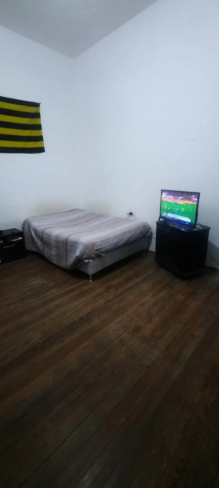 Venta de 2 casas a reciclar + terreno para construir - Imagen 3
