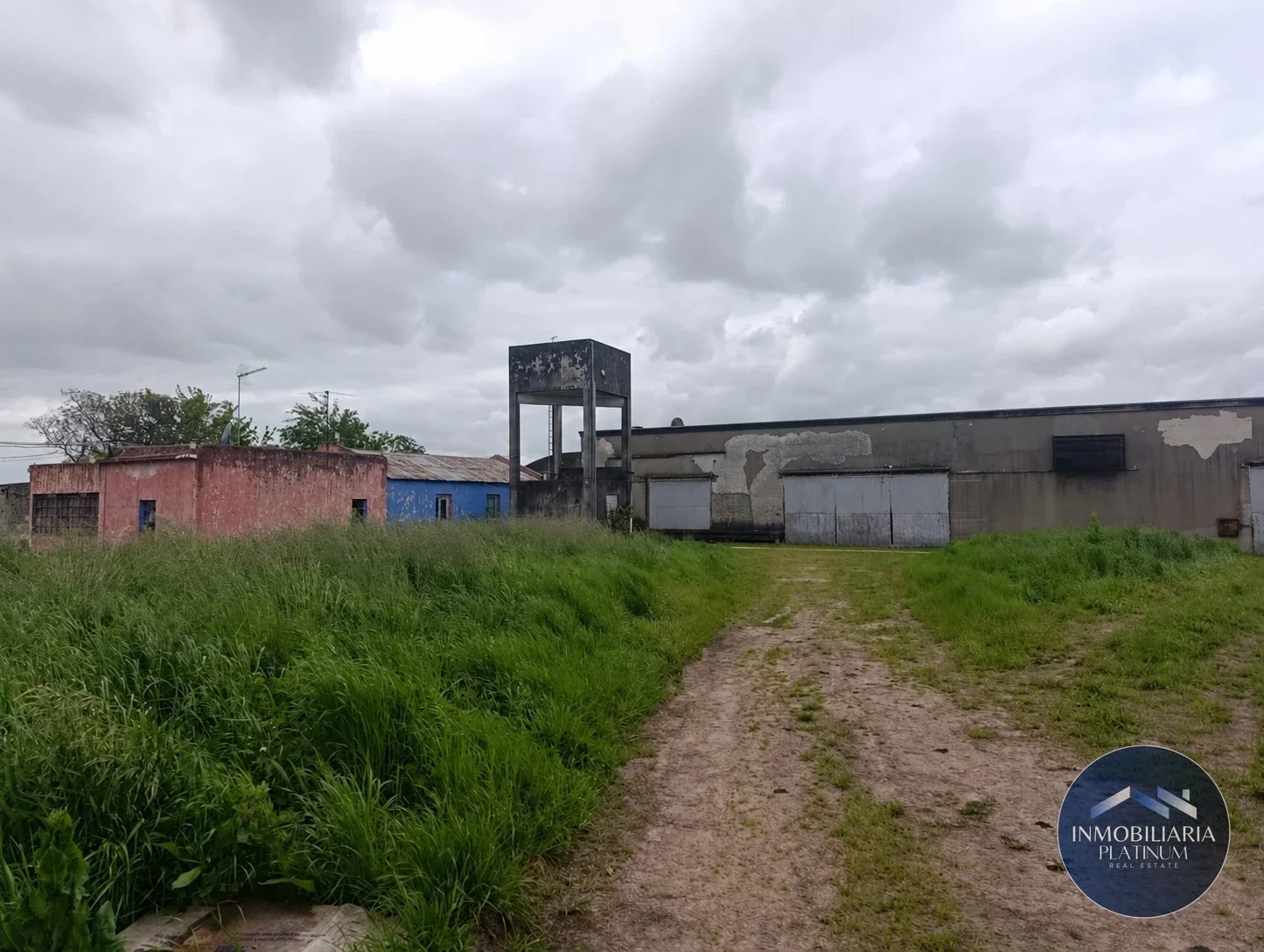 Galpón en venta de 14900m2 ubicado en Mendoza - Imagen 1