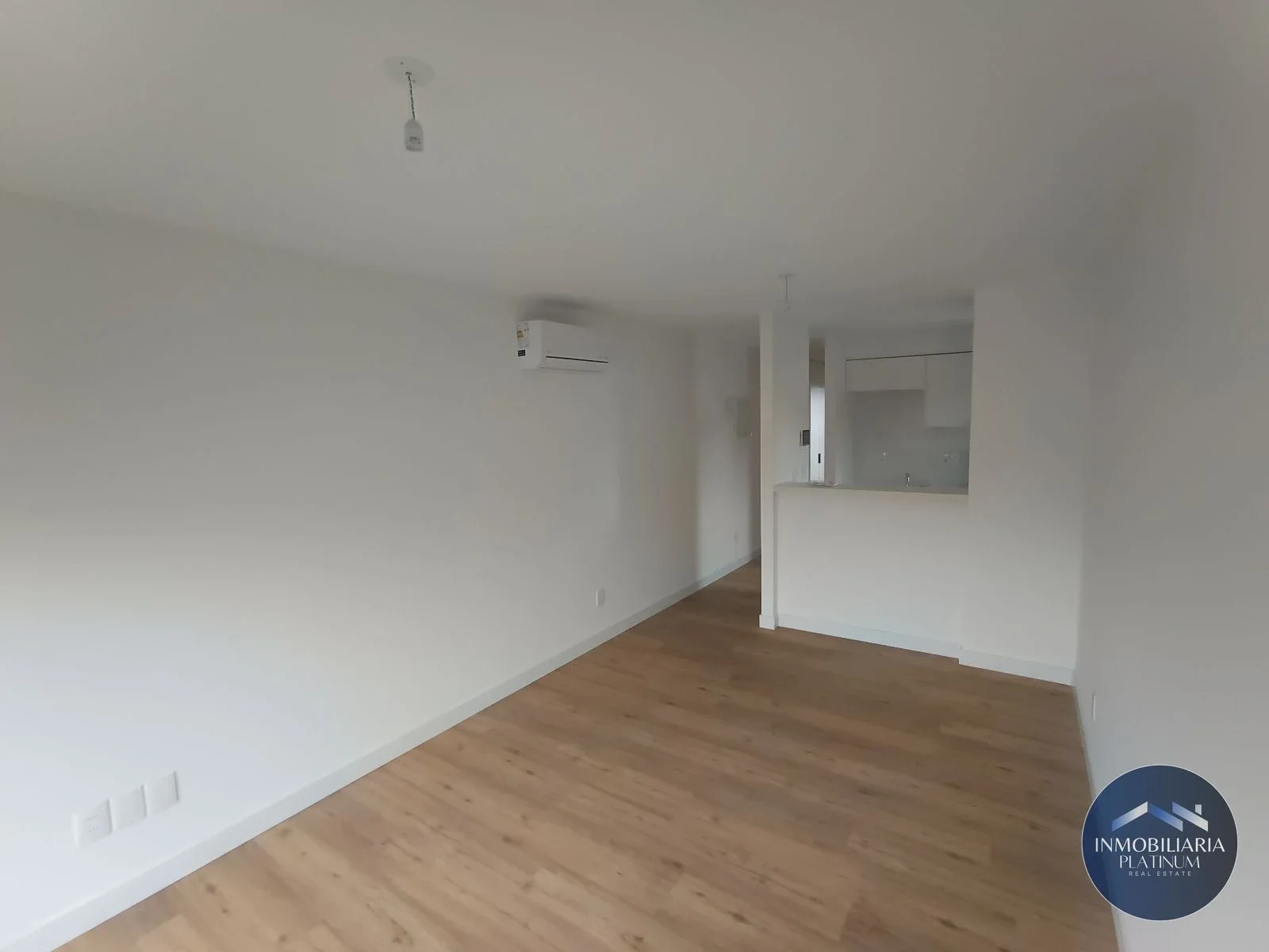 Apartamento en Alquiler c/ Cochera en Prado - Imagen 1