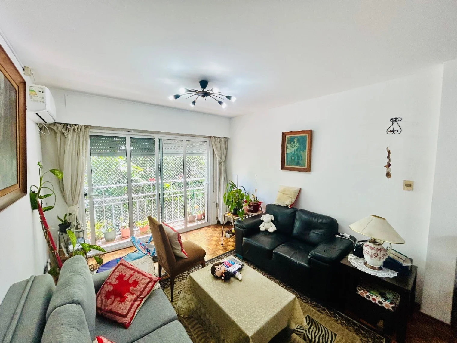 Apartamento en venta 2 dormitorios mas servicio en Cordón - Imagen 2