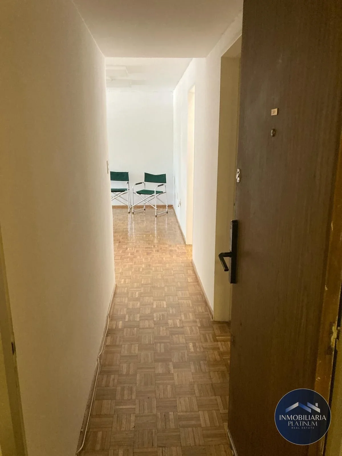 ALQUILER DE APARTAMENTO VIVIENDA O OFICINA, 3DORM, CON GARAJE , TRES CRUCES - Imagen 2