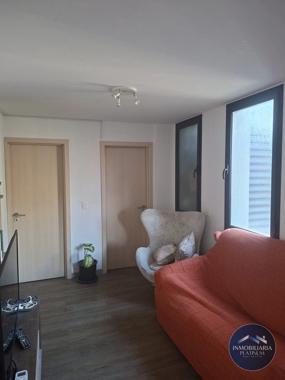 Apartamento en alquiler en Centro - Imagen 2