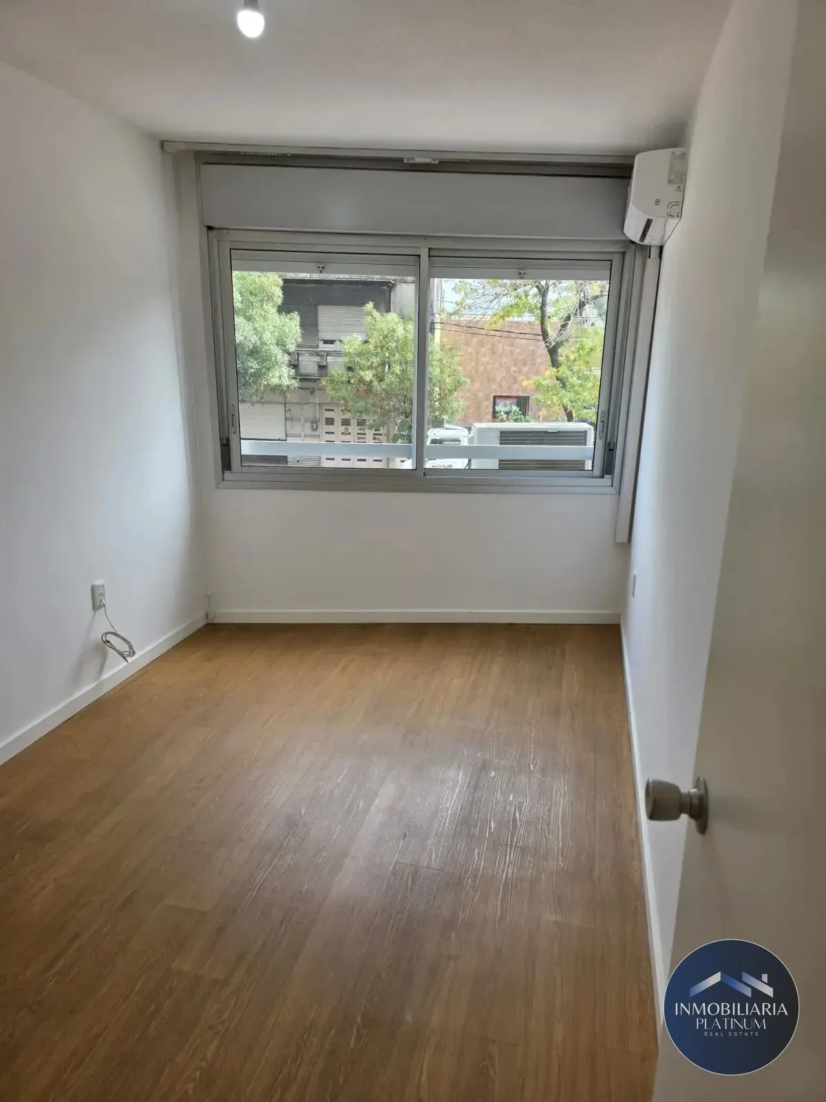 Apartamento 3 Dormitorios Alquiler Reducto - Imagen 3