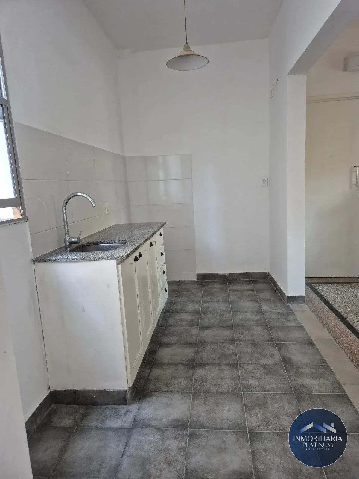 Apartamento en Alquiler de 2 Dormitorios en Buceo - Imagen 3