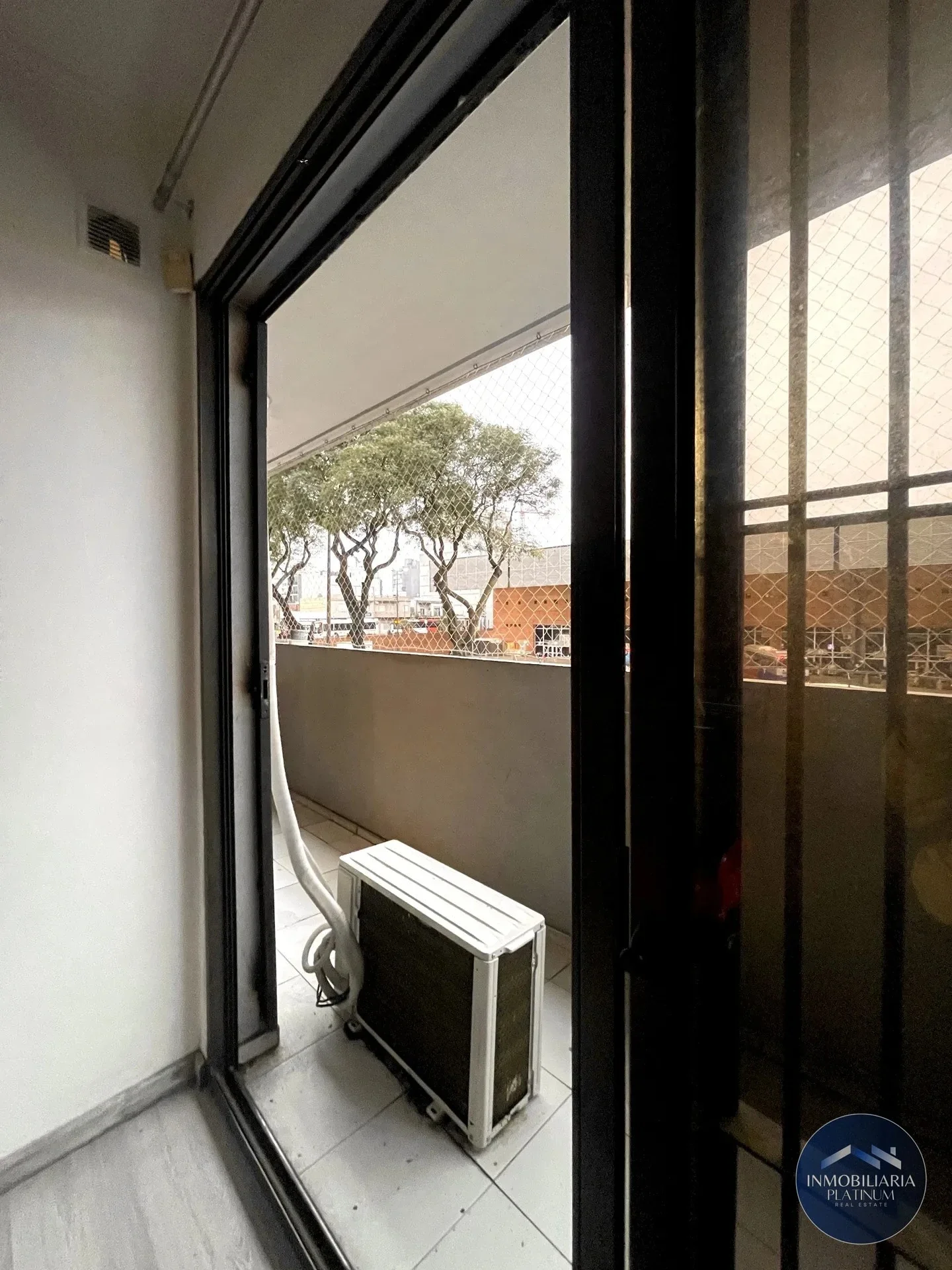 Apartamento en alquiler en Tres Cruces - Imagen 5