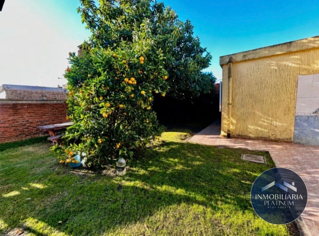 Casa en venta c/ cochera en Parque del Plata - Imagen 2