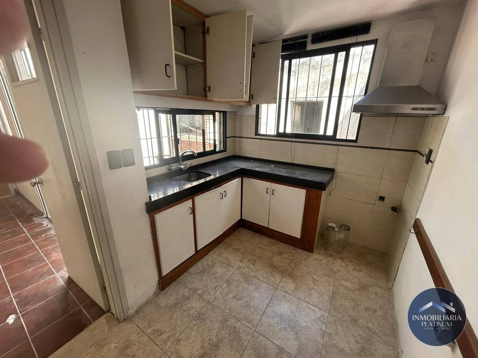 Casa en venta c/ cochera en La Blanqueada - Imagen 2