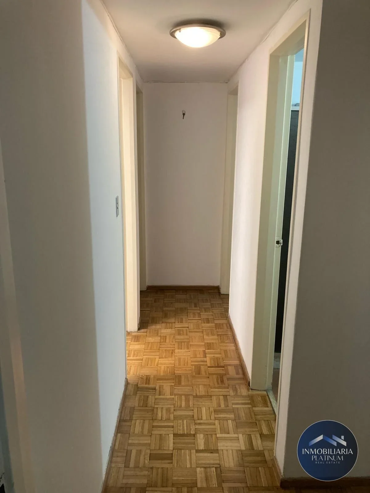 ALQUILER DE APARTAMENTO VIVIENDA O OFICINA, 3DORM, CON GARAJE , TRES CRUCES - Imagen 4