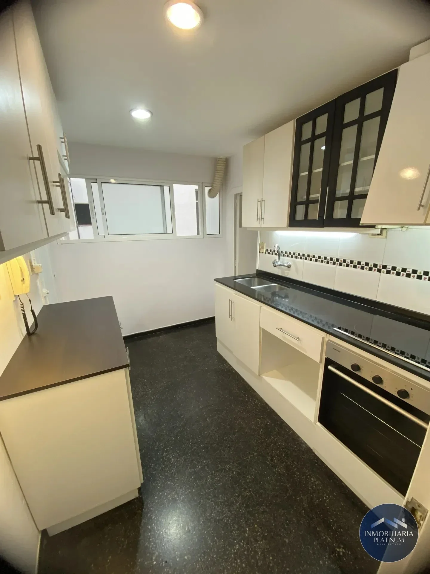 Apartamento 2 dormitorios y 2 baños en alquiler, Cordón - Imagen 2