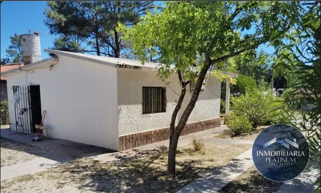Casa en venta c/ cochera en Cuchilla Alta - Imagen 2