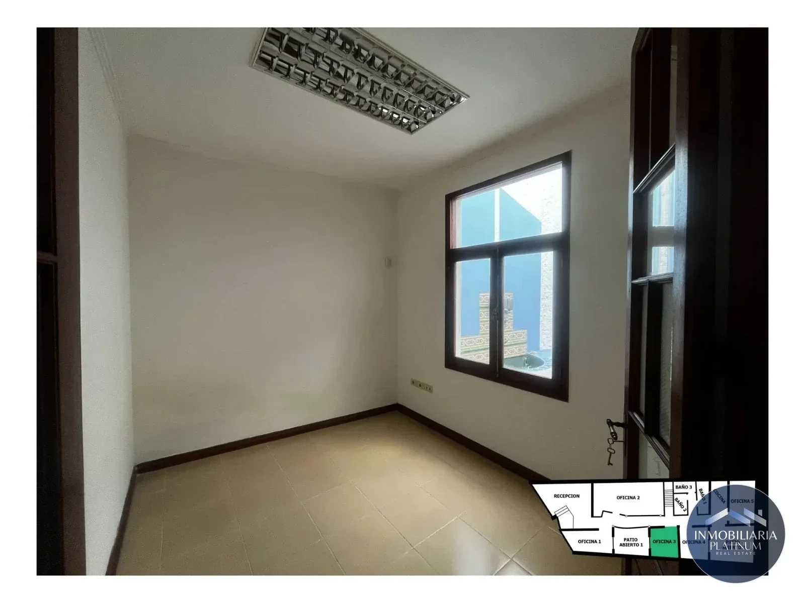Casa alquiler uso comercial en Tres Cruces 6 dormitorios-oficinas y 3 baños - Imagen 2