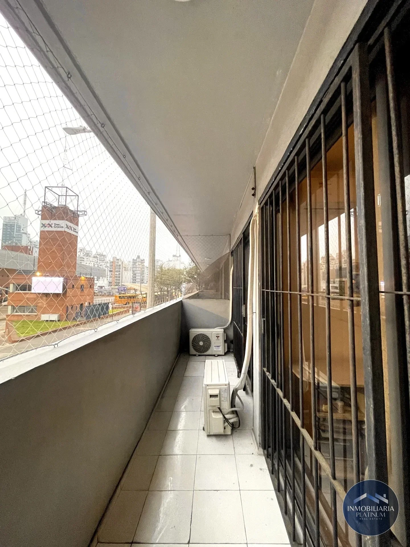 Apartamento en alquiler en Tres Cruces - Imagen 4