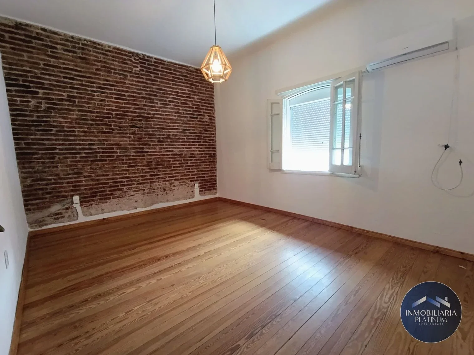 Casa en venta c/ cochera en La Blanqueada - Imagen 1