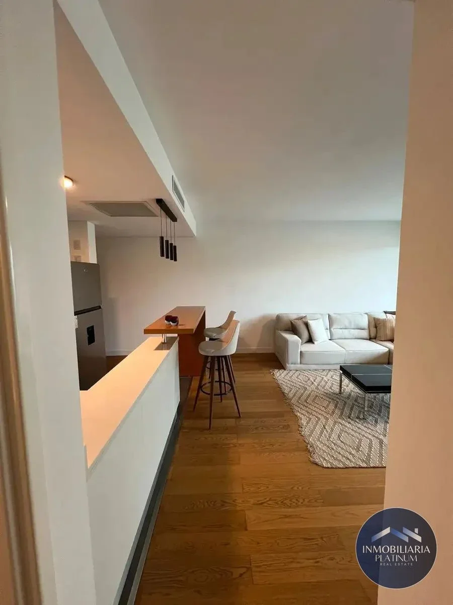 Apartamento en venta c/ cochera en Puerto Buceo - Imagen 4