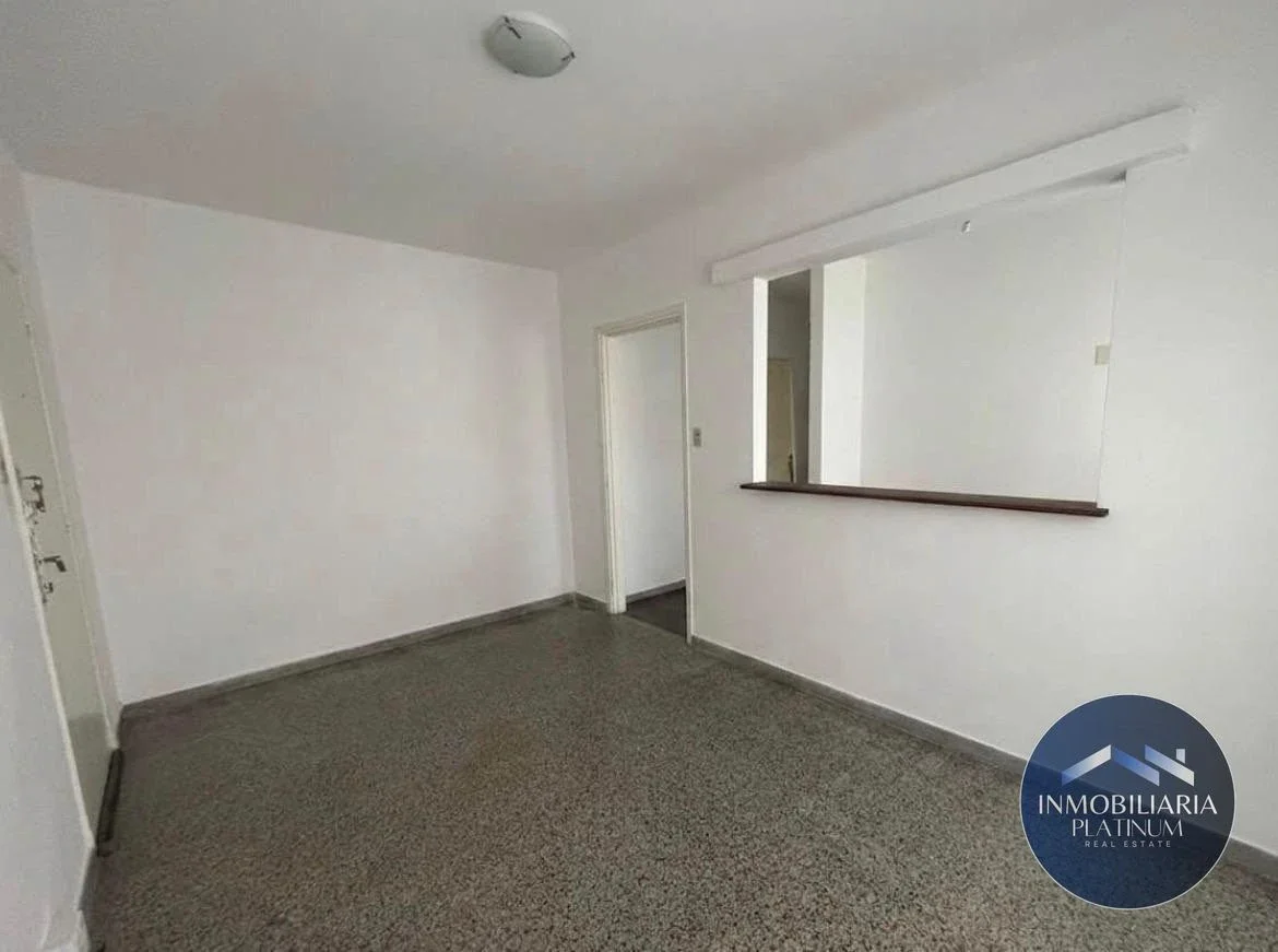 Apartamento en alquiler en Ciudad Vieja - Imagen 1
