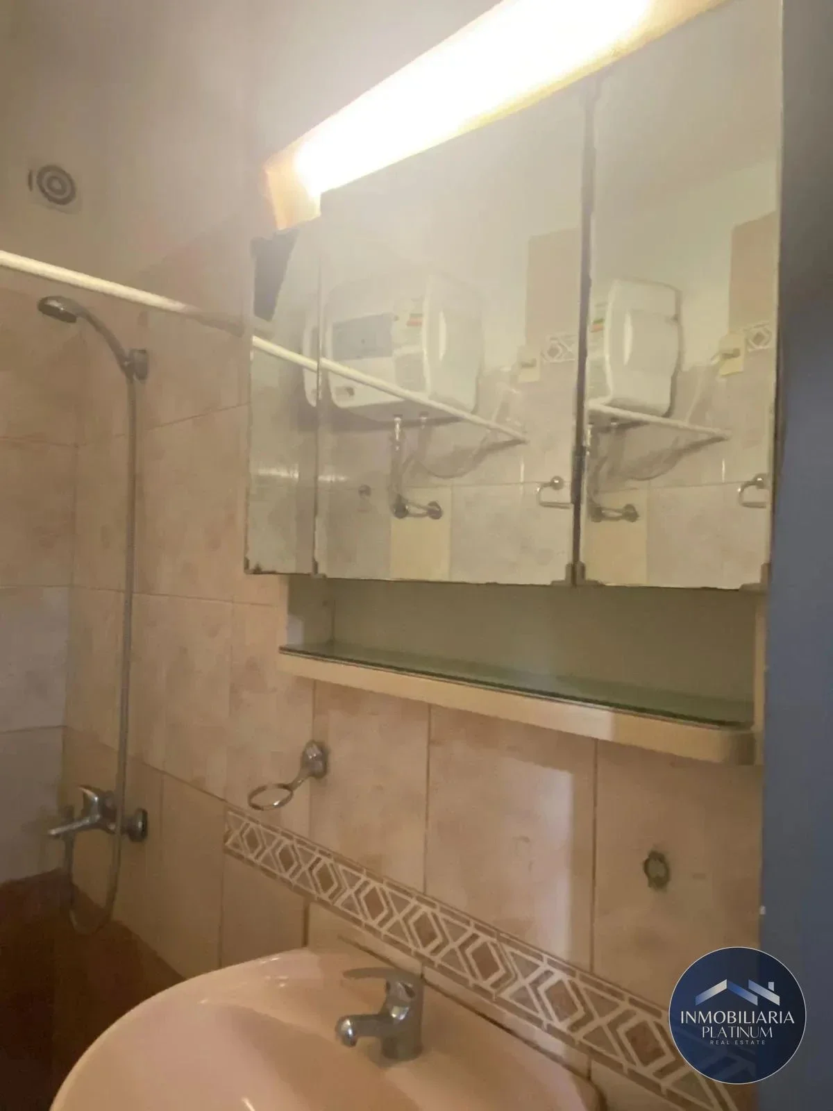 Apartamento en alquiler en La Blanqueada - Imagen 3