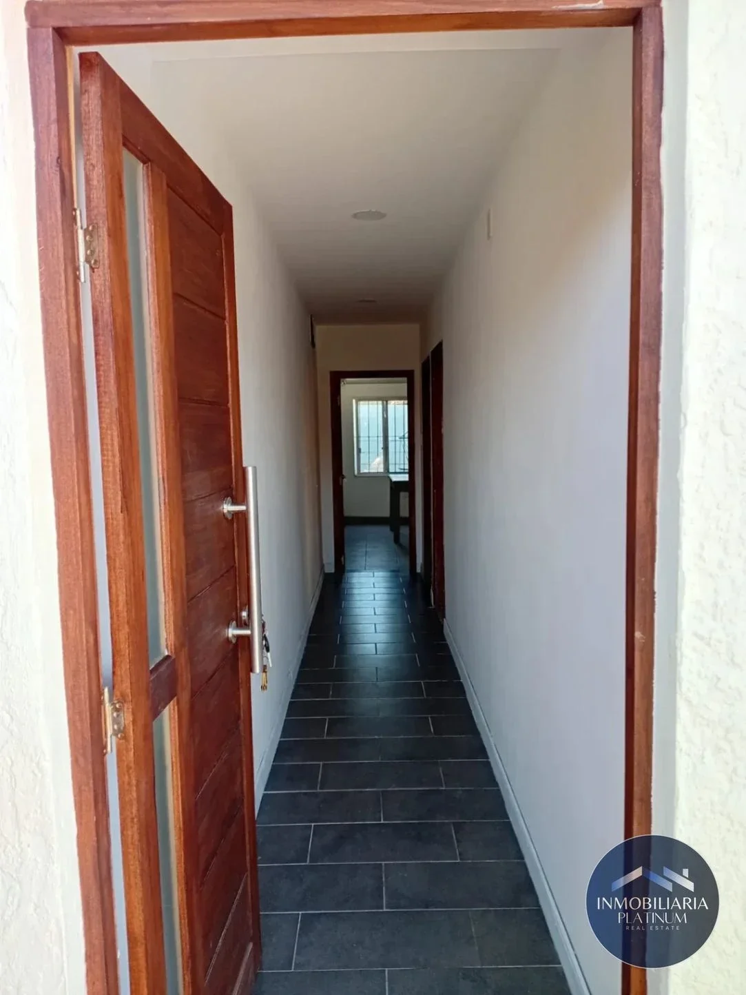 Casa en alquiler c/ cochera en Solymar - Imagen 2