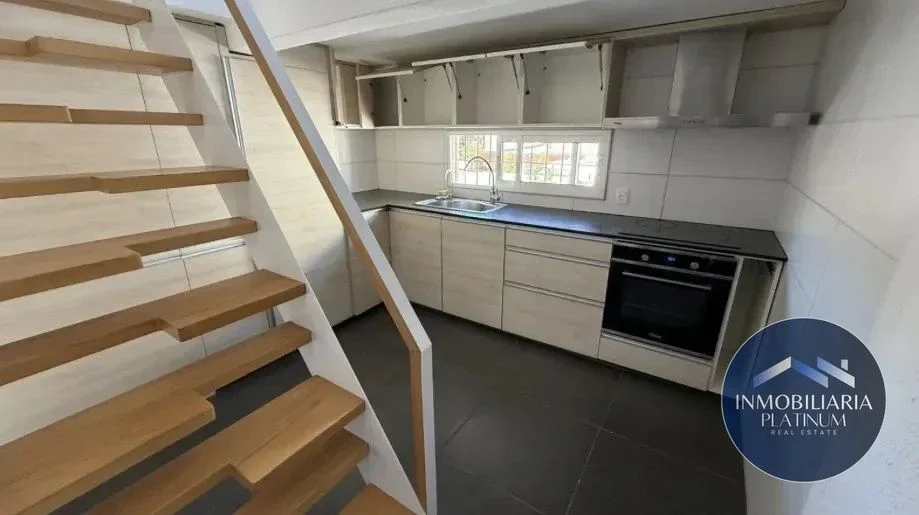 Casa en venta c/ cochera en La Blanqueada - Imagen 1