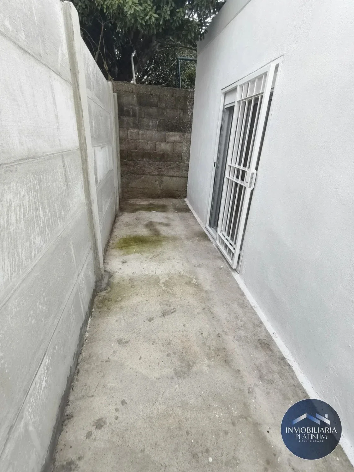 Apartamento en alquiler en Cerrito 2 dormitorios con galpon - Imagen 3