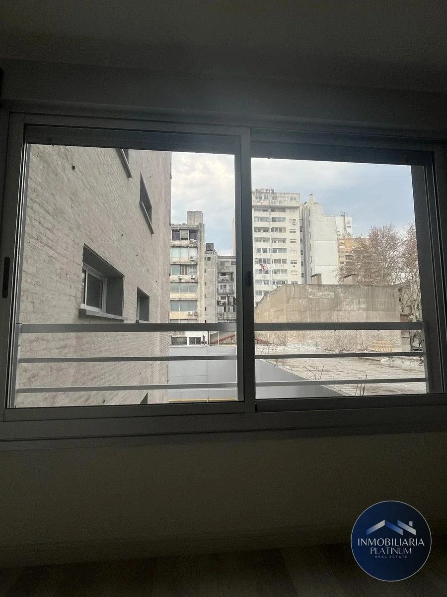 Apartamento en alquiler en Tres Cruces - Imagen 4