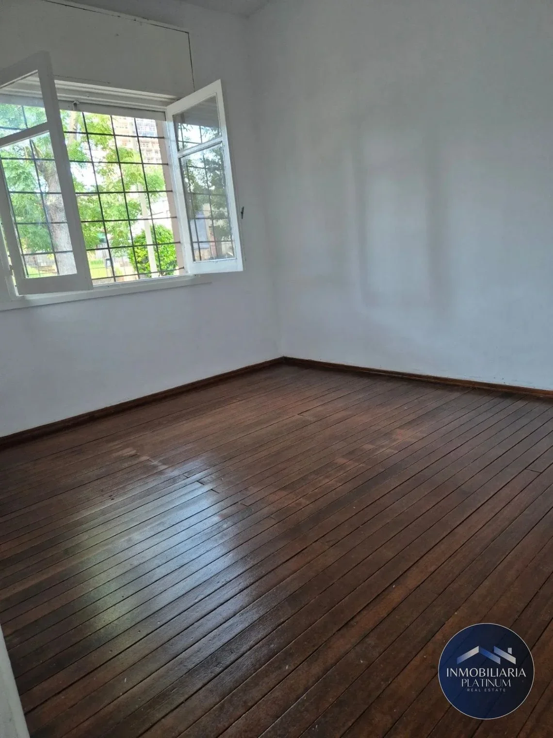 Apartamento en Alquiler de 2 Dormitorios en Buceo - Imagen 1