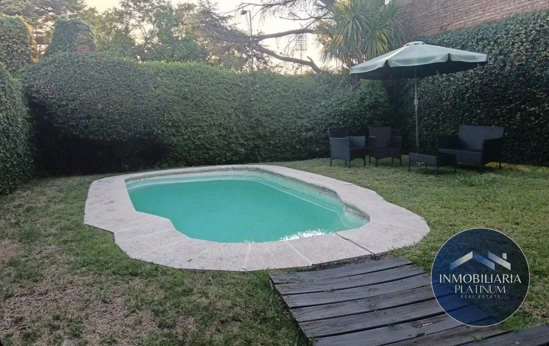 Venta casa 3 dormitorios, cochera en Parque Batlle - Imagen 1