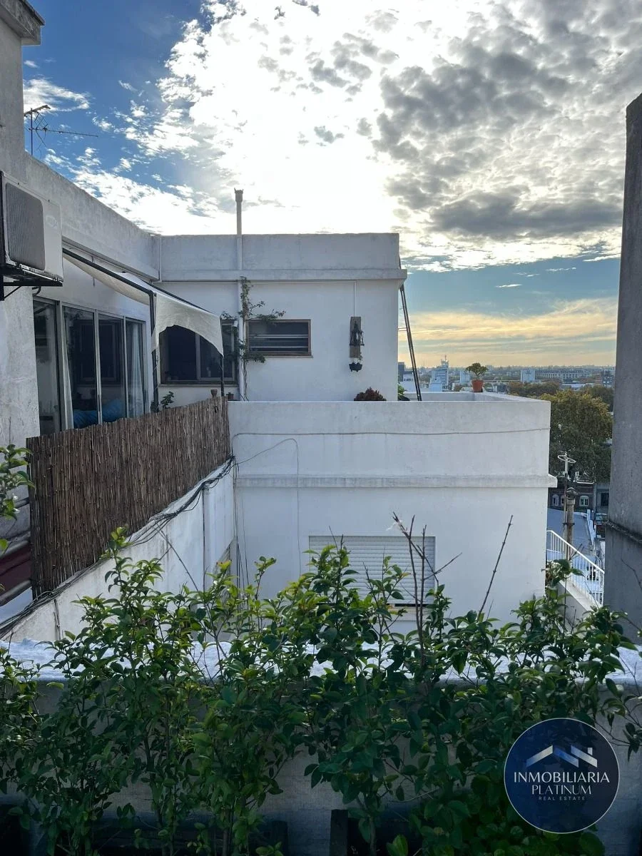 Apartamento mono ambiente con terraza exclusiva en venta en Centro - Imagen 5