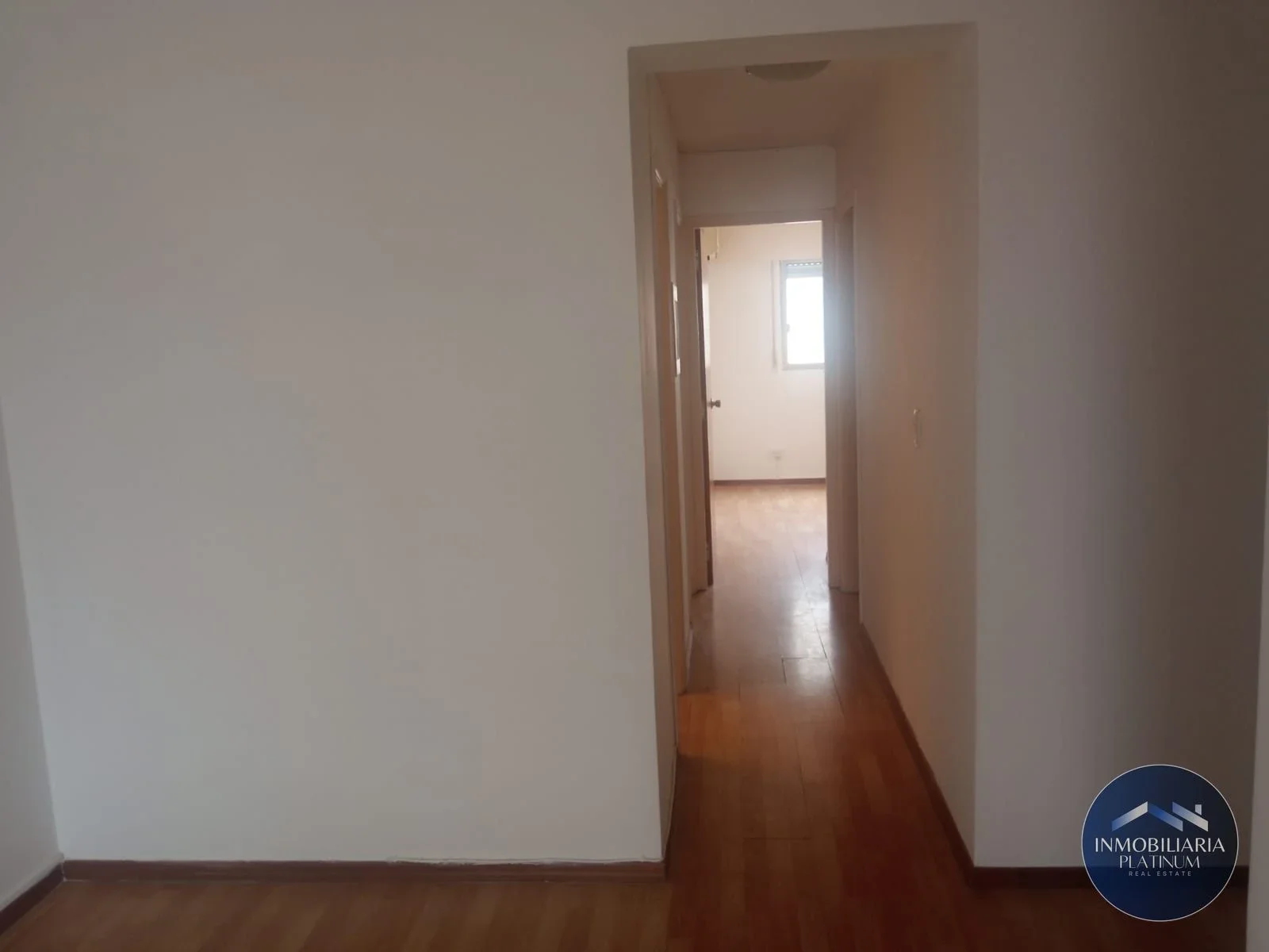 Apartamento en alquiler c/ cochera en Pocitos - Imagen 2