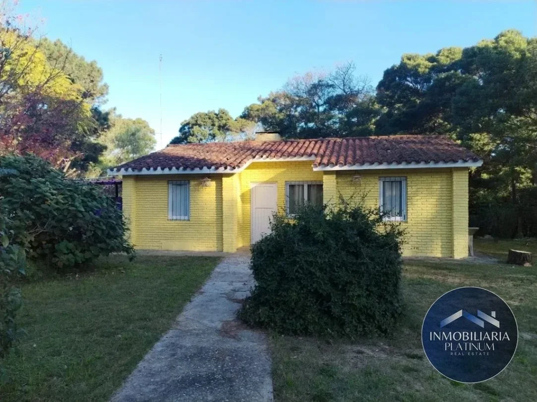 Casa en venta c/ cochera en La Floresta - Imagen 1
