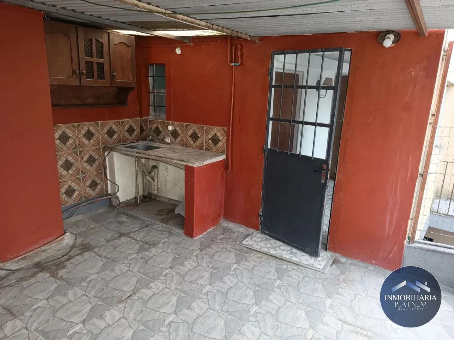 Apartamento en alquiler en La Comercial - Imagen 3
