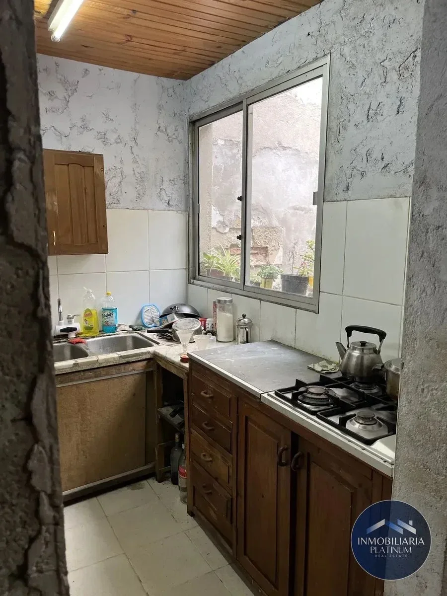 Casa en venta c/ cochera en La Comercial - Imagen 1
