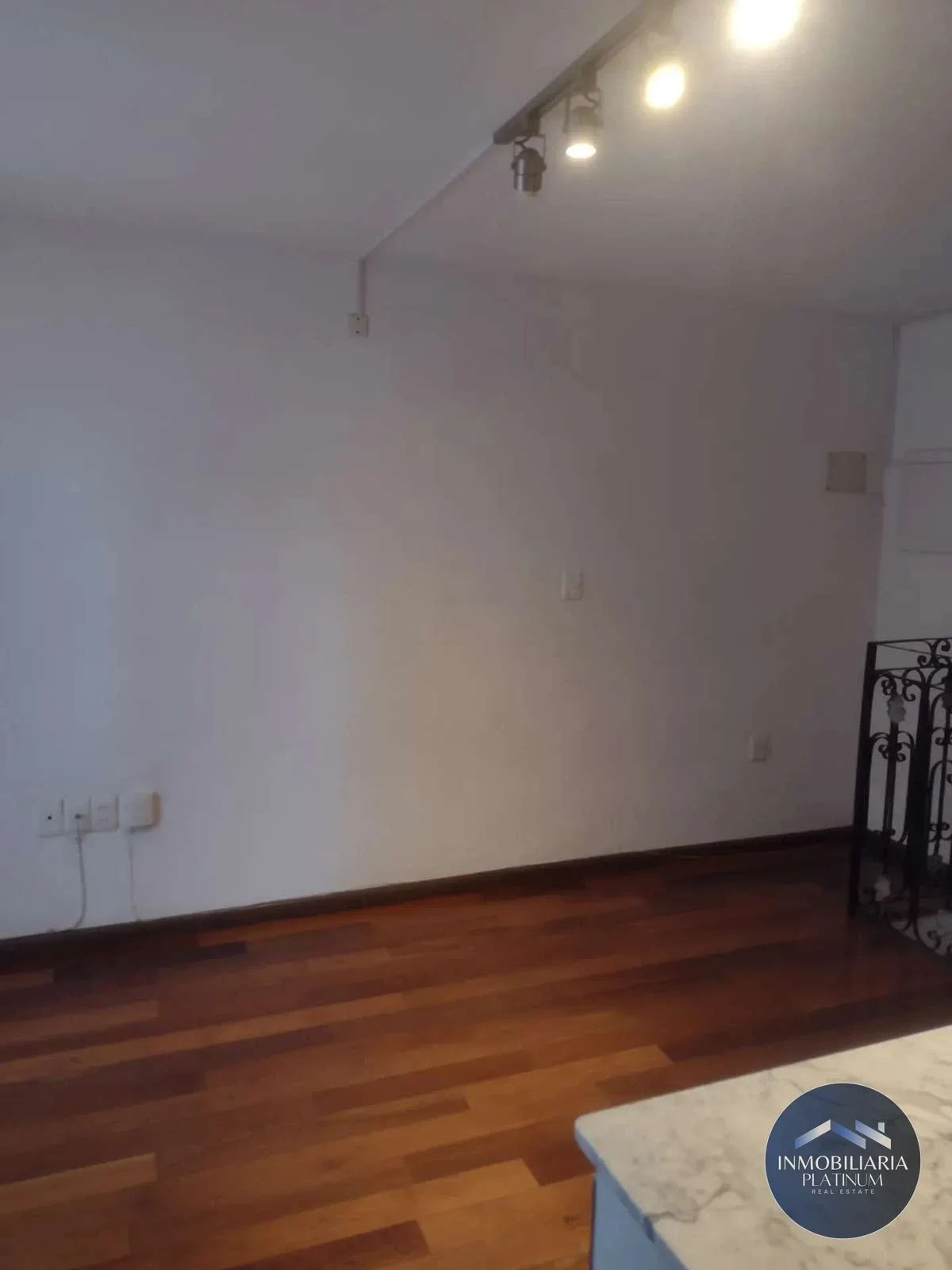 Oportunnidad de Inversión: 1 dormitorio con cochera  en Cordón Soho - Imagen 5